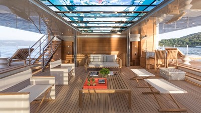 yacht-seven-sins-201808-exterior-07-5b75876a15553_v_default_medium.jpeg