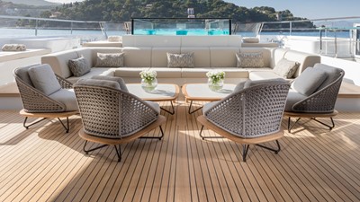 yacht-seven-sins-201808-exterior-09-5b75877997666_v_default_big.jpeg