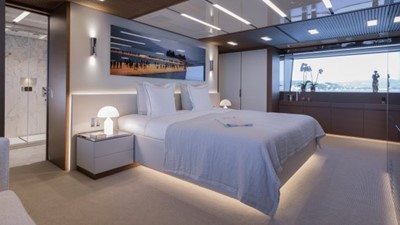 yacht-seven-sins-201808-interior-06-5b75873470848_v_default_small.jpeg