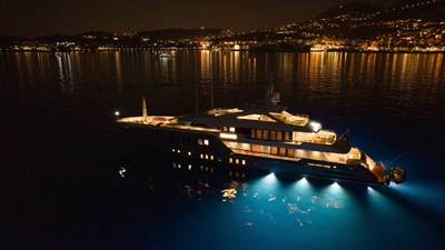 motor-yacht-reliance-for-charter-68-1.jpg