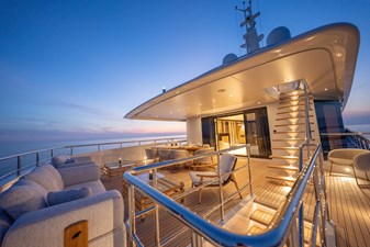 motor-yacht-reliance-for-charter-97.jpg