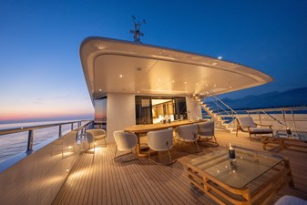 motor-yacht-reliance-for-charter-98.jpg