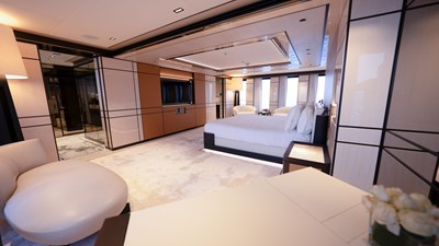 motor-yacht-reliance-for-charter-133.jpg