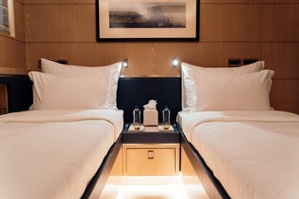 my-heeus-bering-yachts-44m-75.jpg