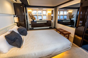 Azimut 77S 2017    Yacht MLS # 21