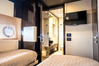 Azimut 77S 2017    Yacht MLS # 33