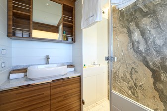 ATRAVERSIA 2025    Yacht MLS # 27