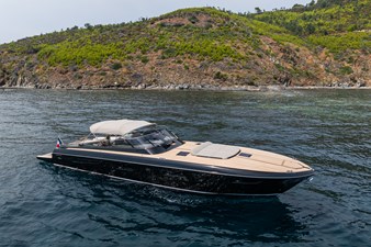 AMATERASU 18 AMATERASU Bimini Exterior 5