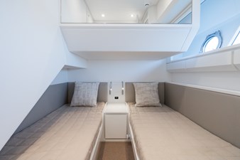 AMATERASU 42 AMATERASU Twin Cabin 1