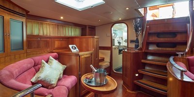 DARK STAR OF LONDON 5 