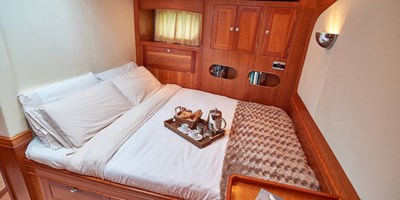 DARK STAR OF LONDON 6 