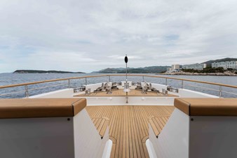 FORE DECK