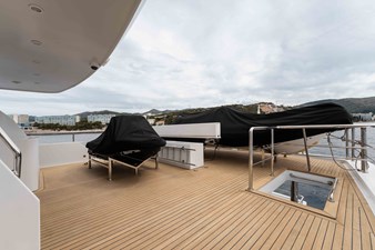 TENDER DECK