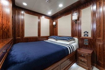 DOUBLE CABIN