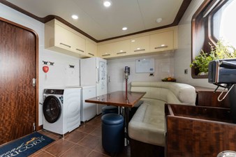 CREW MESS