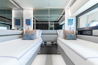 TWIN CABIN