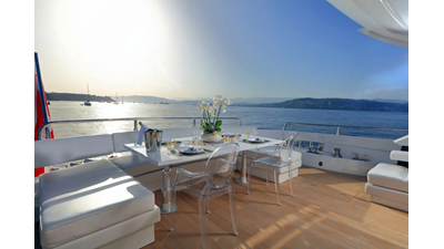 EXTERIOR DECK