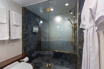 PRIMARY EN SUITE