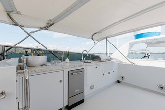 SUN DECK - GRILL AND BAR