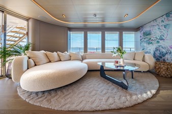 Upper Deck Lounge