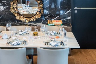 MAIN SALON DINING