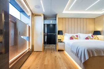 MASTER ON MAIN DECK