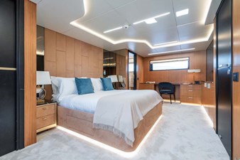 LOWER DECK VIPMASTER CABIN
