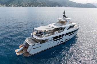 SHADED SUNDECK AND BEACH CLUB OPEN