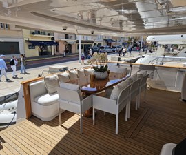 MAIN DECK