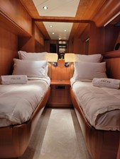 TWIN CABIN