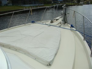 Bacchus III 3 44' Tollycraft foredeck
