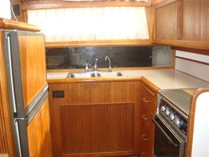 Bacchus III 26 44' Tollycraft galley1