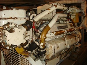 Bacchus III 44 44' Tollycraft starboard main engine