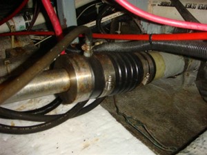 Bacchus III 45 44' Tollycraft starboard shaft seal
