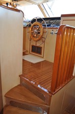BLUE STAR 31 Entry to Pilothouse