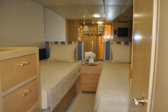 BLUE STAR 23 Guest Stateroom - Twin