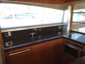 Lady Raine 10 Galley 
