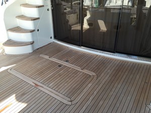 Lady Raine 27 Aft Deck