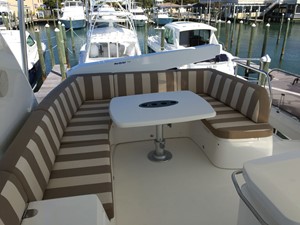 Lady Raine 31 Flybridge