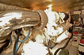 Jezebel 18 Port Engine