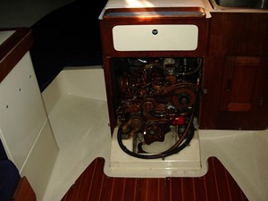 Legacy 20 Engine box