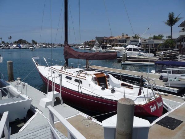 Red Baron Cruising Sailboat ISLANDER SAILBOATS 36' 1973 | YATCO