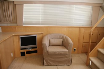Tally Ho III 5 Salon