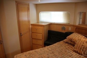 Tally Ho III 12 Master Stateroom