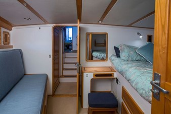 SHEARWATER 12 Guest SR Berths Down