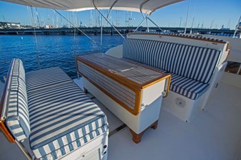SHEARWATER 20 Flybridge Table Leaves Down