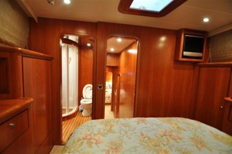 Imagine 28 VIP bow stateroom looking aft