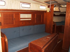 Port Settee