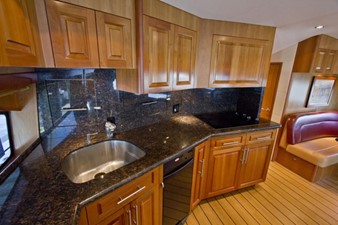 ROCHELLE 19 Galley
