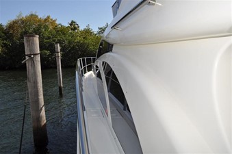 Queen Bee 32 Side Decks